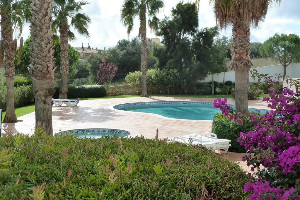 Great 2 Bedroom Apartment With Communal Pool Lagos Ngoại thất bức ảnh
